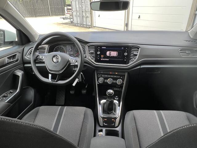 Volkswagen T-Roc 1.0 TSI Style LED NAVI CARPLAY