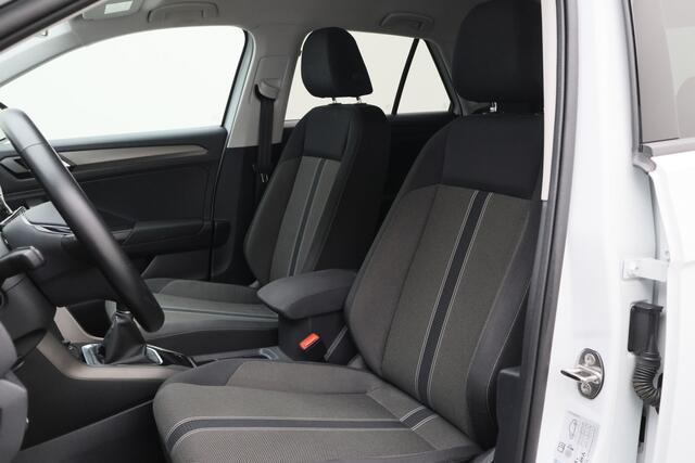 Volkswagen T-Roc 1.0 TSI Style ACC, Apple Carplay, Climate, Lane Assist, PDC