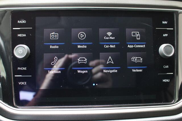 Volkswagen T-Roc 1.0 TSI Style | Airco | Navigatie | Trekhaak | PDC
