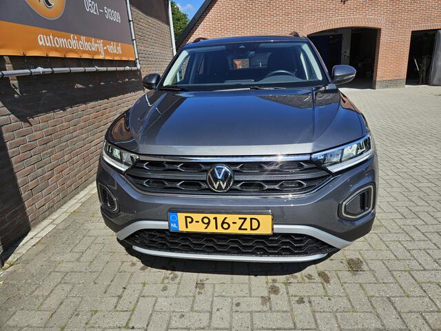 Volkswagen T-Roc 1.5 TSI Life 75 Edition
