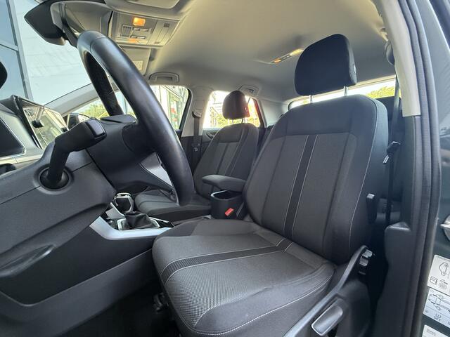 Volkswagen T-Roc 1.5 TSI Life Business DSG,LED,NAV,ACC