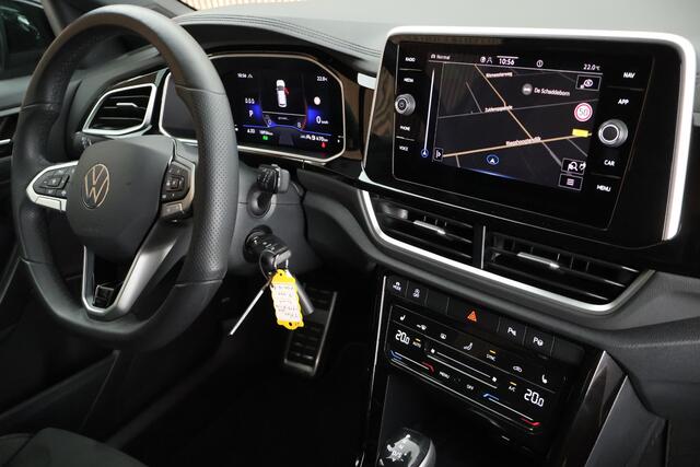 Volkswagen T-Roc 1.5 TSI 150pk DSG R-Line Edition Trekhaak Camera Stoelverwarming Massage Virtual Cockpit Navigatie
