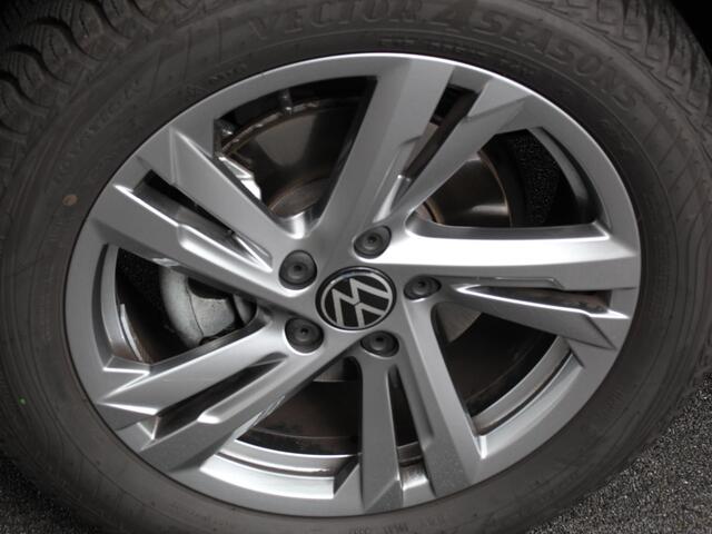 Volkswagen T-Roc 1.5 TSI 150pk DSG R-Line Navigatie Apple Carplay/Android Auto Parkeersensoren Camera Adaptive Cruise Control Dab Digitale Cockpit