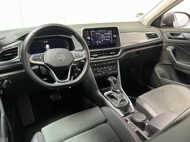 Volkswagen T-Roc 1.5 TSI Style / GARANTIE TM 01-2029/ AUTOMAAT/ PANO/ TREKHAAK/ APP-CONNECT/ PARK.SENSOREN V+A/ STOELVERWARMING/ ADAPTIVE CRUISE/ ERGO ACTIVE/ DIGITAL DASH/ NAVI/ DAB/ CLIMA/ IQ.LIGHT