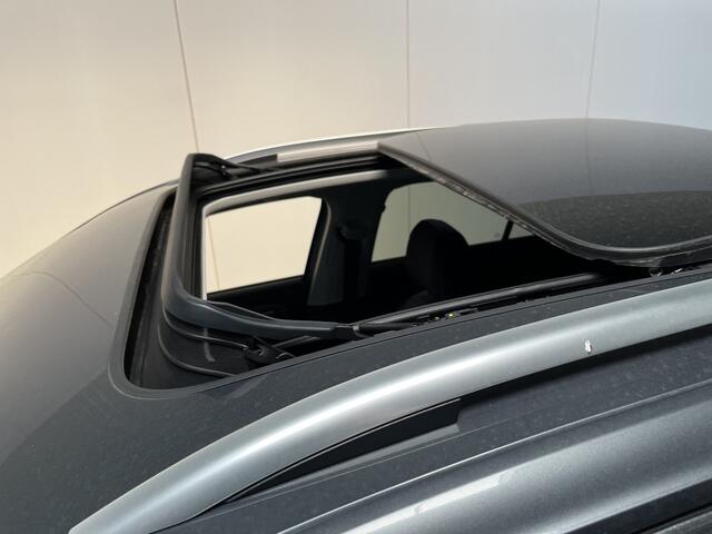 Volkswagen T-Roc 1.5 TSI Style / GARANTIE TM 01-2029/ AUTOMAAT/ PANO/ TREKHAAK/ APP-CONNECT/ PARK.SENSOREN V+A/ STOELVERWARMING/ ADAPTIVE CRUISE/ ERGO ACTIVE/ DIGITAL DASH/ NAVI/ DAB/ CLIMA/ IQ.LIGHT
