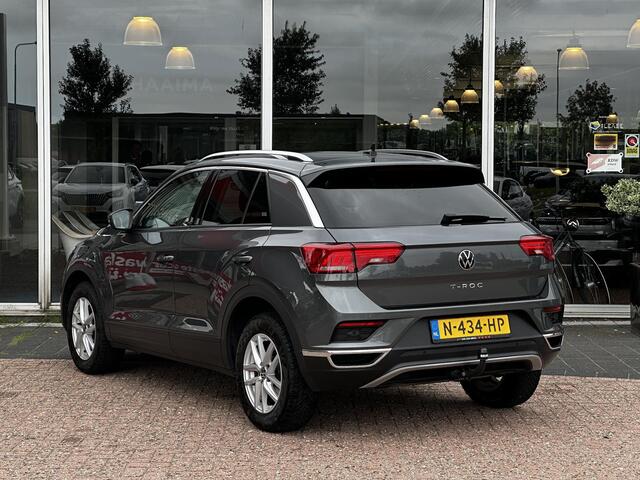 Volkswagen T-Roc 1.0 TSI Style Business | Trekhaak | 1e Eigenaar | Dealeronderhouden | Adaptive cruise | Parkeersensoren | Apple carplay | Automatische airco | Navigatie |