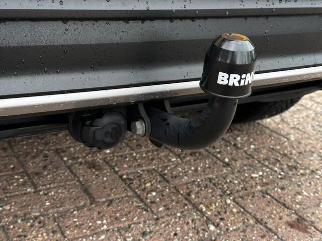 Volkswagen T-Roc 1.0 TSI Style Business | Trekhaak | 1e Eigenaar | Dealeronderhouden | Adaptive cruise | Parkeersensoren | Apple carplay | Automatische airco | Navigatie |