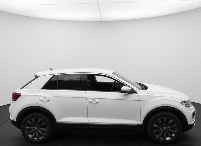 Volkswagen T-Roc 1.5 TSI 150PK DSG SPORT VIRTUAL/CAMERA/STUURW. VERW.