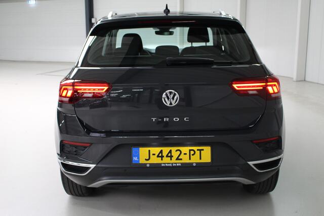 Volkswagen T-Roc 1.5 TSI DSG Sport | Navigatie | Airco | PDC + Camera | Stoelverw.