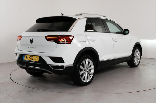Volkswagen T-Roc 1.5 TSI Sport | Trekhaak | Navi | Virtual cockpit | Cruise Adaptief |