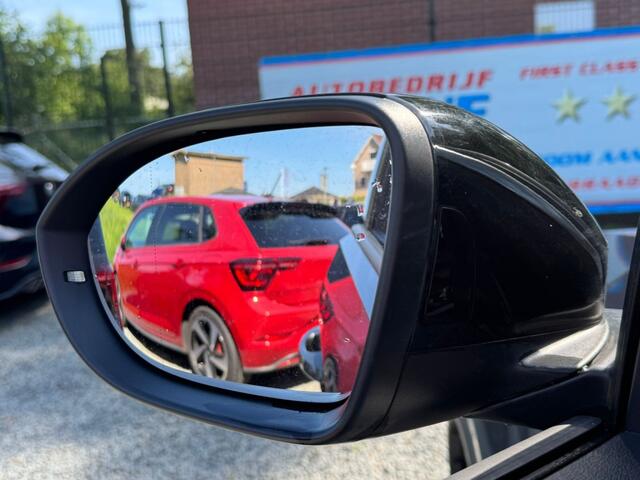Volkswagen T-Roc TSI 115PK LIFE GOAL EDITION NAVI/CARPLAY/PDC