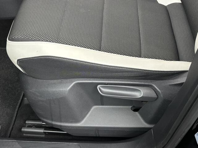 Volkswagen T-Roc 1.5 TSI 150pk Sport | Black Style | Panoramadak | Winter Pakket |