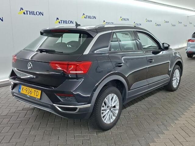 Volkswagen T-Roc 1.5 TSI STYLE BUSINESS I ADAPTIVE CRUISE CONTROL I ELEKTRONISCHE ACHTERKLEP I NAVIGATIESYSTEEM