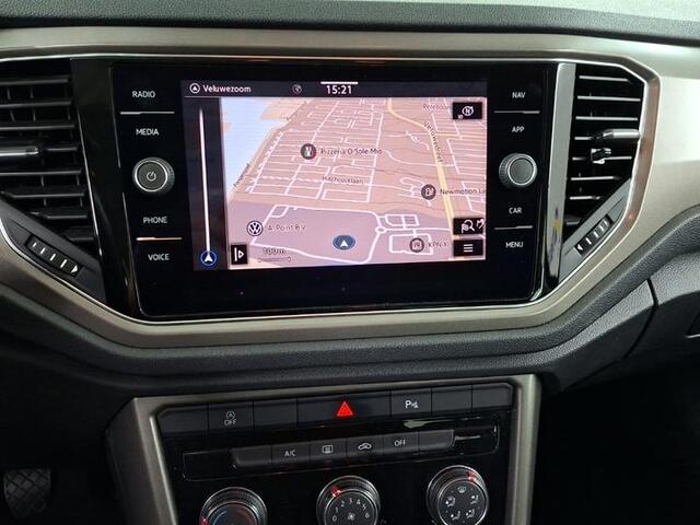 Volkswagen T-Roc 1.5 TSI STYLE BUSINESS I ADAPTIVE CRUISE CONTROL I ELEKTRONISCHE ACHTERKLEP I NAVIGATIESYSTEEM