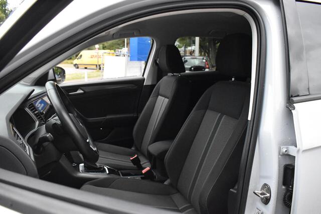 Volkswagen T-Roc 1.5 TSI Style Automaat | Afneembare Trekhaak | Navi | Stoelverwarming | 12 mnd BOVAG Garantie | Whatsapp 06-53188999