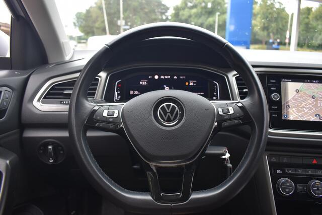 Volkswagen T-Roc 1.5 TSI Style Automaat | Afneembare Trekhaak | Navi | Stoelverwarming | 12 mnd BOVAG Garantie | Whatsapp 06-53188999