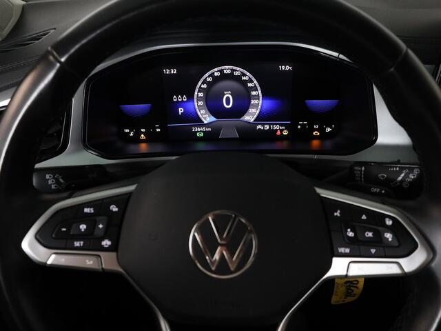 Volkswagen T-Roc 1.5 TSI Life 150PK DSG | Achteruitrijcamera | Stoelverwarming | Clima |