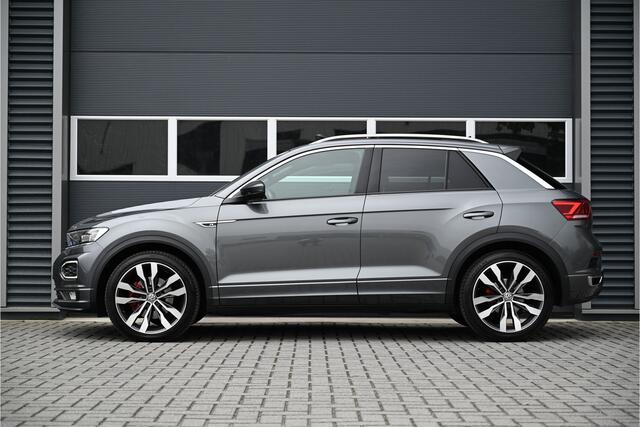 Volkswagen T-Roc 2.0 TSI 4Motion / 3 X R-LINE / PANO / VIRTUAL / CAMERA / ACC / LANE ASSIST / TREKHAAK / 19"