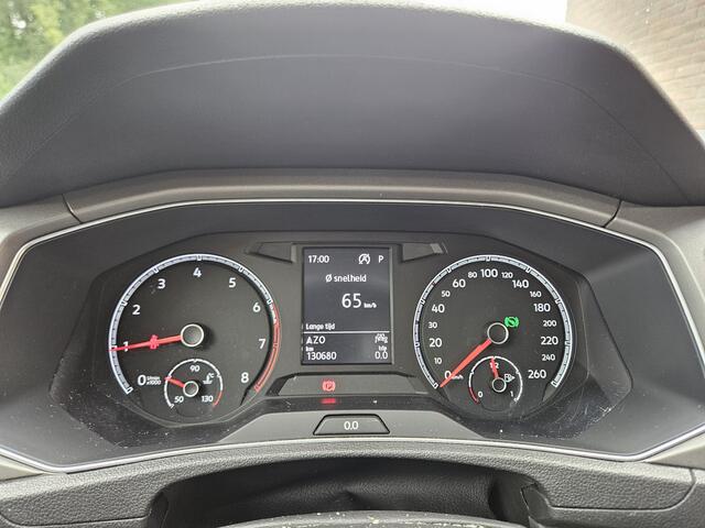 Volkswagen T-Roc 1.5 TSI Style Business