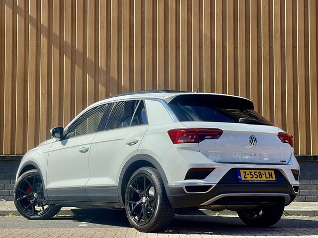 Volkswagen T-Roc 2.0 TSI 4Motion Sport | 191 PK! | Panoramadak | Adaptive Cruise Control | Rijmodus Regeling | Lane Assist | Dodehoeksensor | Navigatie | Stoelverwarming | LED |
