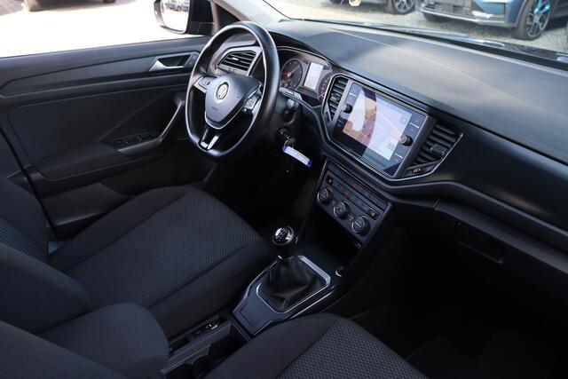 Volkswagen T-Roc 1.0 TSI Style | Carplay | PDC | Winter Pakket |