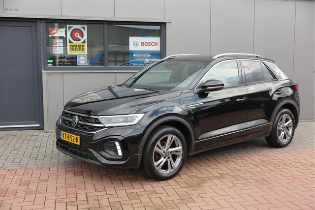 Volkswagen T-Roc 1.5 TSI 150pk DSG R-Line , Fabrieksgarantie t/m 11-2027, Trekhaak afneembaar , Virtual , Stoelverwarming , Ergonimische voorstoel, DAB+ , Carplay, LMV, PDC, Achteruitrijcamera , Parkeerhulp, Stuurwiel multifunctioneel. etc.