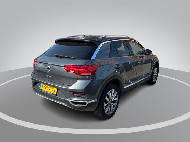 Volkswagen T-Roc 1.0 TSI Style 115pk Business · Camera · Apple/Android Car Play · Navigatie · Stoelverwarming · Clima · 17'' ·