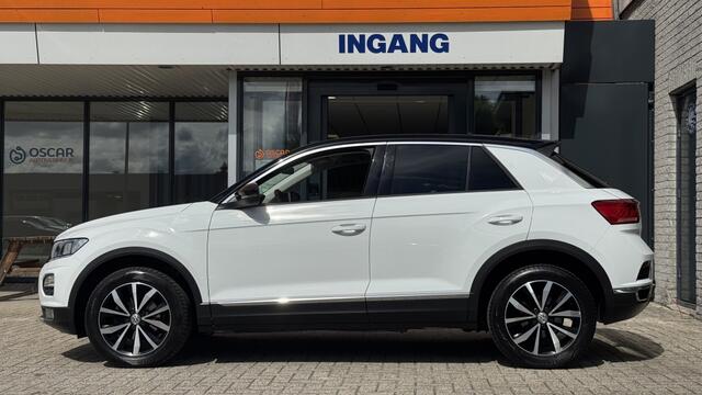 Volkswagen T-Roc 1.0 TSI Style | Navi | Trekhaak | Climate