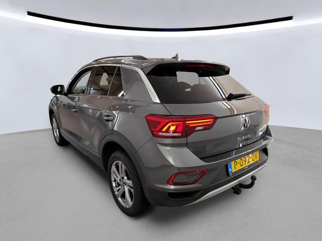 Volkswagen T-Roc 1.0 TSI 110pk Life 75 Edition / Trekhaak / Virtual Cockpit / Navigatie / Camera / 17"