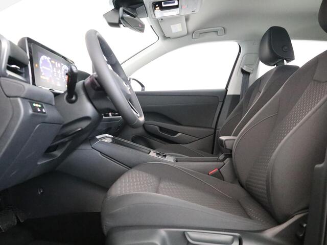 Volkswagen T-Roc Limited Edition 1.5 eTSI 85 kW / 116 PK SUV 7 vers Achteruitrijcamera | Stoelverwarming | Carplay