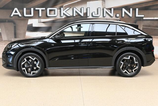 Volkswagen T-Roc 1.5 eTSI R-Line LED | Keyless | Navi | AWB 100% (Dealer) onderhouden label