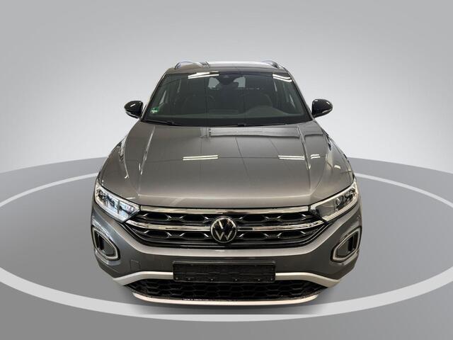 Volkswagen T-Roc 1.5 TSI 150pk DSG Style · Apple/Android Car Play · Stoelverwarming · Dodehoeksensor · ACC · Parkeerassistent ·