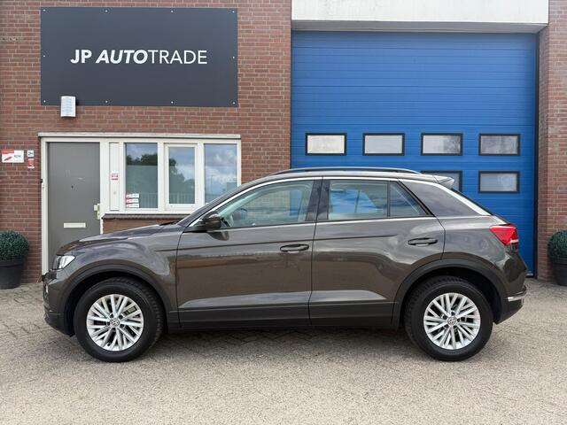 Volkswagen T-Roc 1.0 TSI Style | Winterpack | Nav | Trekhaak