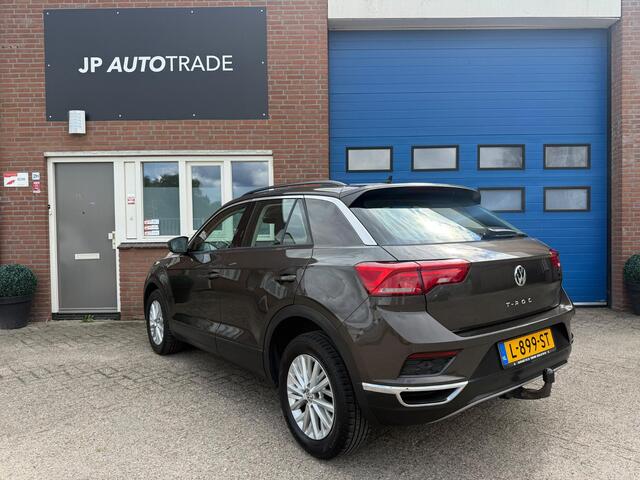 Volkswagen T-Roc 1.0 TSI Style | Winterpack | Nav | Trekhaak