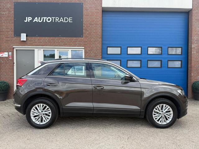 Volkswagen T-Roc 1.0 TSI Style | Winterpack | Nav | Trekhaak
