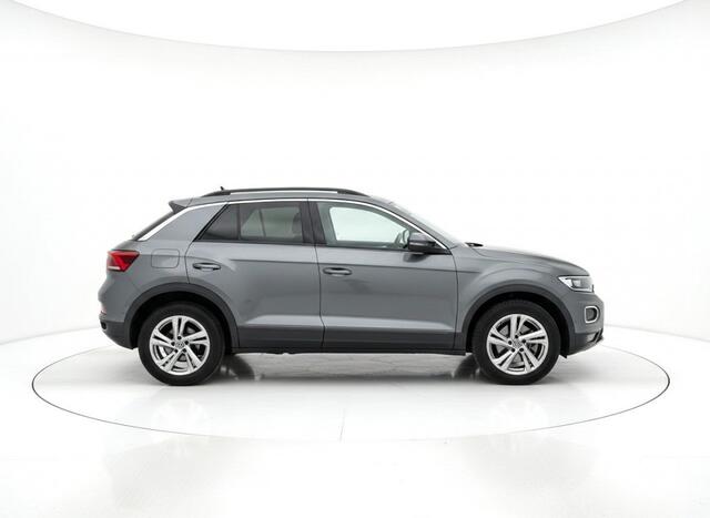 Volkswagen T-Roc 1.0 TSI LIFE. CARPLAY, ACC, NAVI