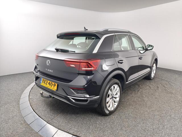 Volkswagen T-Roc 1.5 TSI Sport | Trekhaak | Navigatie |