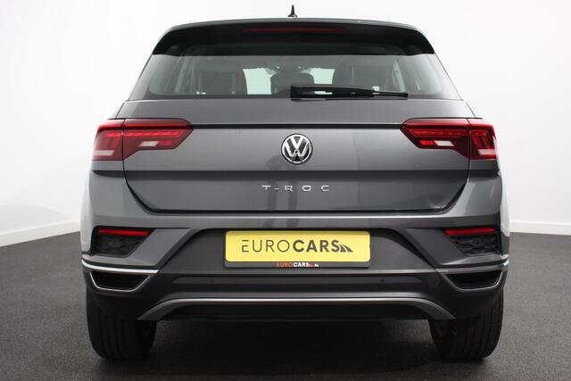 Volkswagen T-Roc 1.5 TSI DSG Sport Navigatie Apple Carplay/Android Auto Adaptieve Cruise Control Digitale Cockpit Camera Elektrische Achterklep