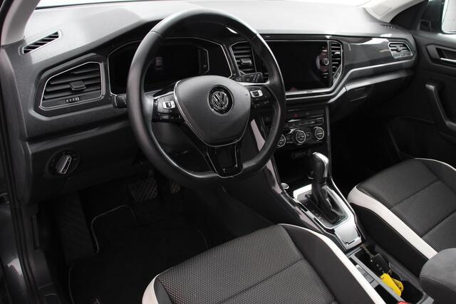 Volkswagen T-Roc 1.5 TSI DSG Sport Navigatie Apple Carplay/Android Auto Adaptieve Cruise Control Digitale Cockpit Camera Elektrische Achterklep