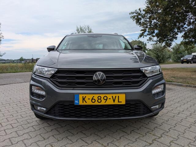 Volkswagen T-Roc 1.0 TSI Style Business I Virtual Cockpit I Camera I ACC I Carplay I Navi