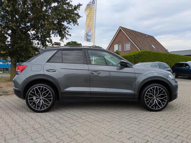 Volkswagen T-Roc 1.0 TSI Style Business I Virtual Cockpit I Camera I ACC I Carplay I Navi