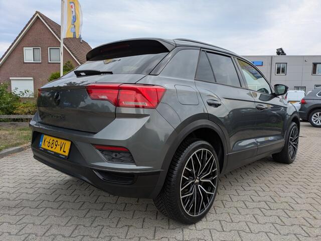 Volkswagen T-Roc 1.0 TSI Style Business I Virtual Cockpit I Camera I ACC I Carplay I Navi