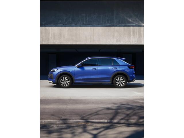Volkswagen T-Roc 1.5 eTSI 116 7DSG Limited Edition | 'App-Connect' draadloze smartphone integratie | Automatische afstandsregeling (Adaptive Cruise Control) | Buitenspiegels elektrisch instel-, verwarm- en inklapbaar