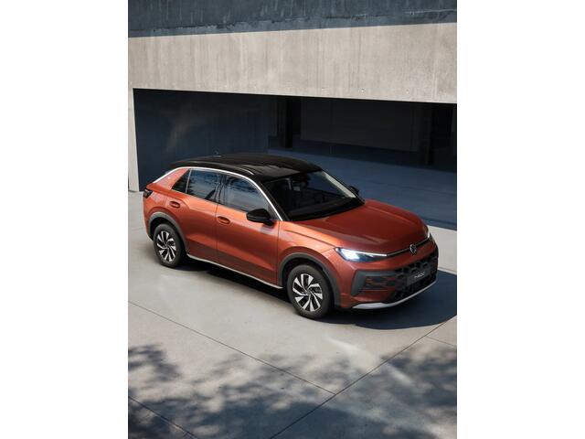Volkswagen T-Roc 1.5 eTSI 116 7DSG Limited Edition | 'App-Connect' draadloze smartphone integratie | Automatische afstandsregeling (Adaptive Cruise Control) | Buitenspiegels elektrisch instel-, verwarm- en inklapbaar