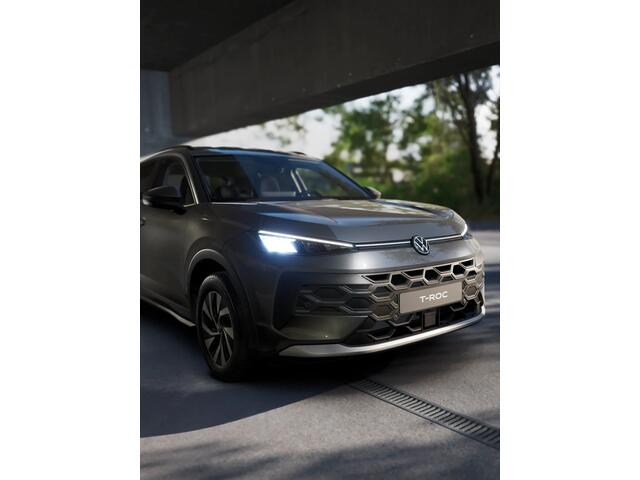 Volkswagen T-Roc 1.5 eTSI 116 7DSG Limited Edition | 'App-Connect' draadloze smartphone integratie | Automatische afstandsregeling (Adaptive Cruise Control) | Buitenspiegels elektrisch instel-, verwarm- en inklapbaar