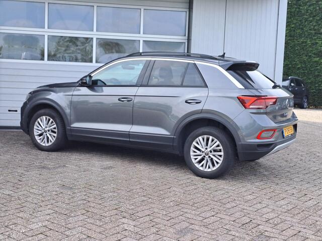 Volkswagen T-Roc 1.5 TSI Life ACC, Digitale Cockpit, Apple Carplay/Andriod Auto, Led, 150PK, DAB