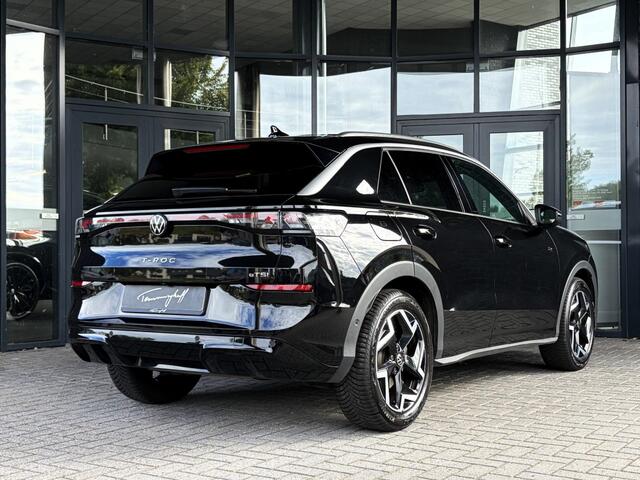 Volkswagen T-Roc 1.5 eTSI 110 KW - R-LINE - MATRIX IQ LIGHT - 18 INCH