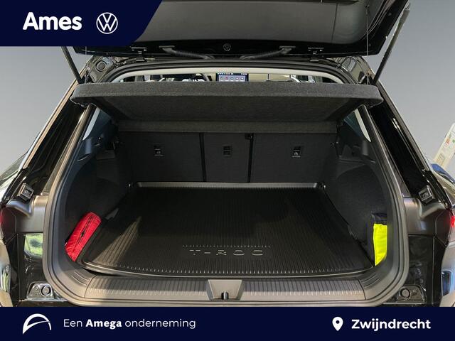 Volkswagen T-Roc 1.5 eTsi Life First Edition 116PK | Trekhaak | Side assist | Stuurverwarming