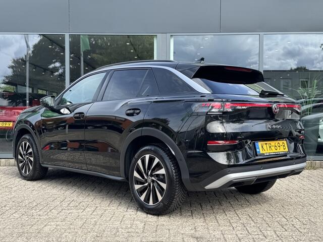 Volkswagen T-Roc 1.5 eTsi Life First | FACELIFT | STOELVERWARMING |