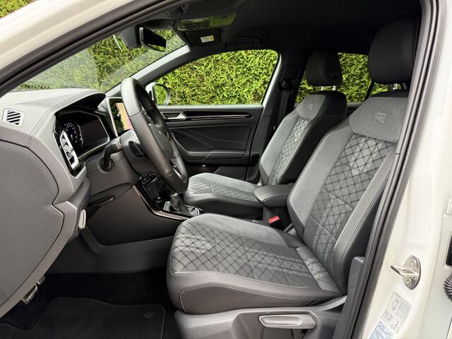 Volkswagen T-Roc 1.5 TSI 150PK Automaat R-Line Edition l ACC l BLISS l CAMERA l ECC l FULL-LED l NAVI l STOEL/STUUR VERW. l 18.000km